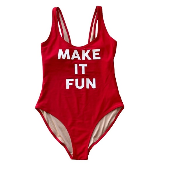 Old Navy Women’s Graphic One Piece Swimsuit Make it Fun Size M Red UPF 40+ - Picture 2 of 10